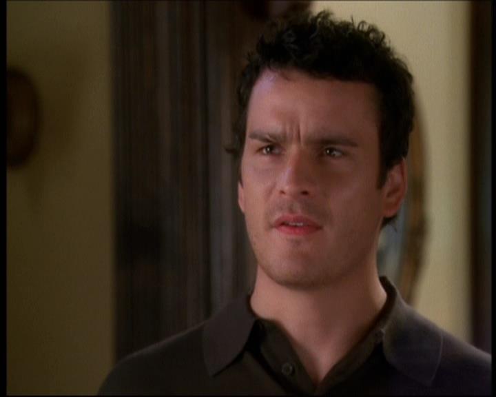 Charmed-Online-dot-net_607SoulSurvivor0938.jpg Charmed-Online-dot-net_607SoulSurvivor0938.jpg