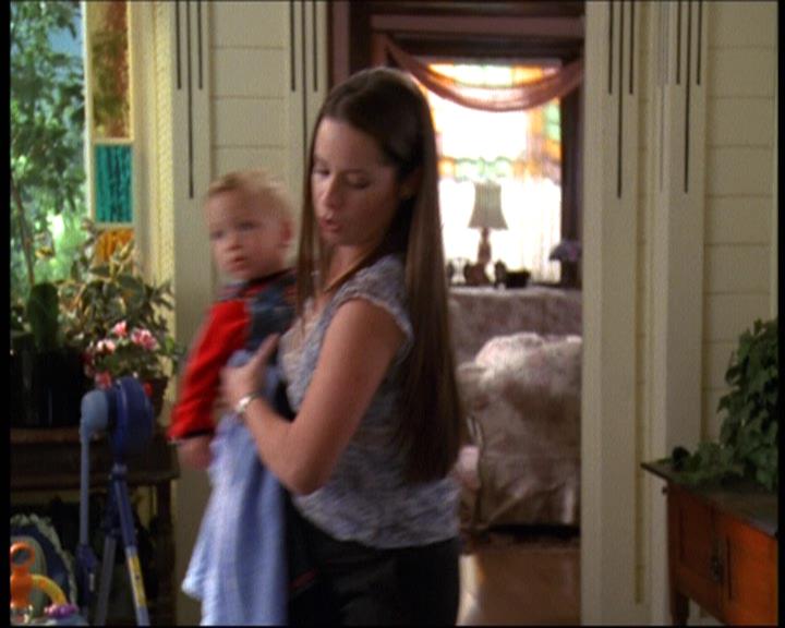 Charmed-Online-dot-net_607SoulSurvivor1022.jpg Charmed-Online-dot-net_607SoulSurvivor1022.jpg