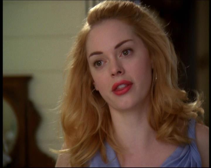 Charmed-Online-dot-net_607SoulSurvivor1045.jpg Charmed-Online-dot-net_607SoulSurvivor1045.jpg