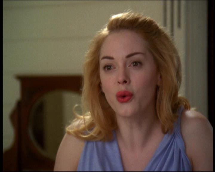 Charmed-Online-dot-net_607SoulSurvivor1054.jpg Charmed-Online-dot-net_607SoulSurvivor1054.jpg