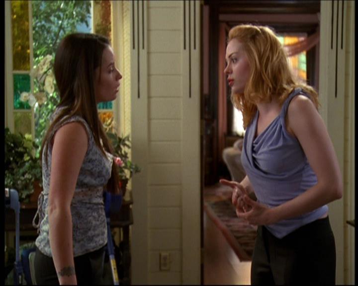 Charmed-Online-dot-net_607SoulSurvivor1074.jpg Charmed-Online-dot-net_607SoulSurvivor1074.jpg