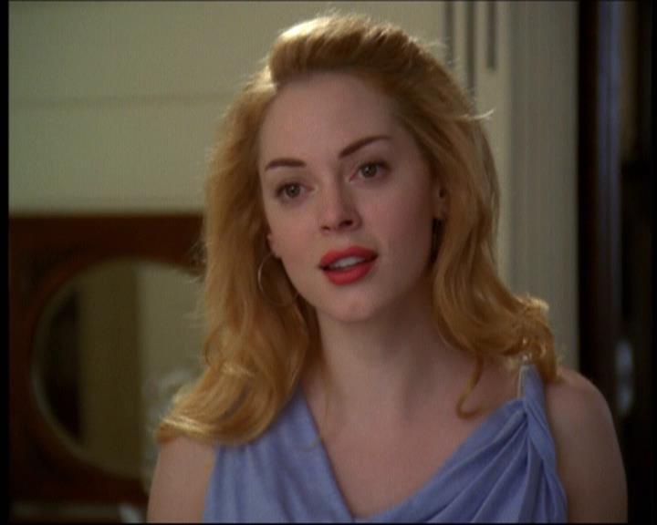 Charmed-Online-dot-net_607SoulSurvivor1095.jpg Charmed-Online-dot-net_607SoulSurvivor1095.jpg