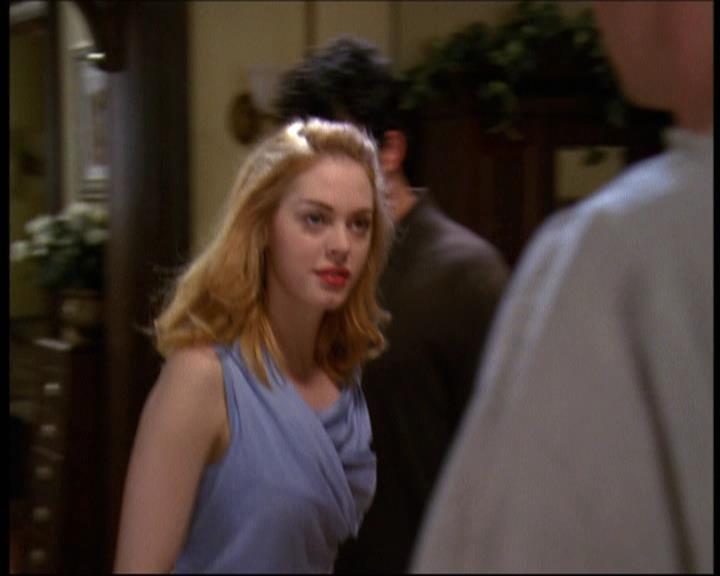 Charmed-Online-dot-net_607SoulSurvivor1121.jpg Charmed-Online-dot-net_607SoulSurvivor1121.jpg