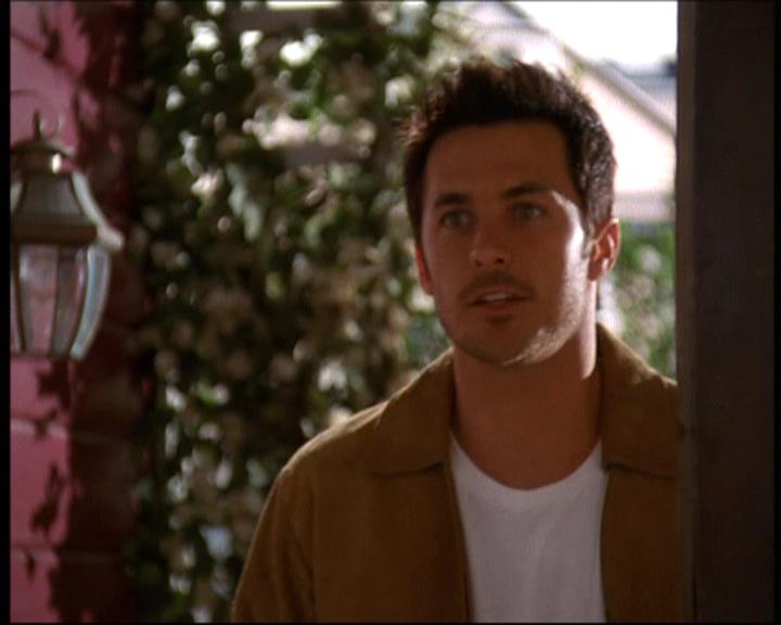 Charmed-Online-dot-net_607SoulSurvivor1329.jpg Charmed-Online-dot-net_607SoulSurvivor1329.jpg