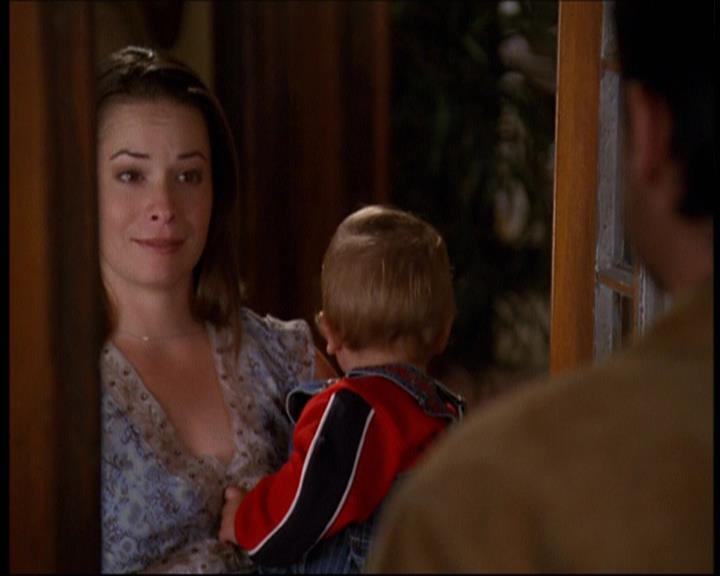 Charmed-Online-dot-net_607SoulSurvivor1334.jpg Charmed-Online-dot-net_607SoulSurvivor1334.jpg