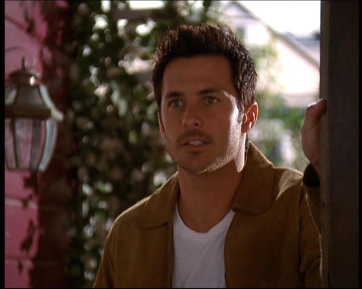 Charmed-Online-dot-net_607SoulSurvivor1338.jpg Charmed-Online-dot-net_607SoulSurvivor1338.jpg