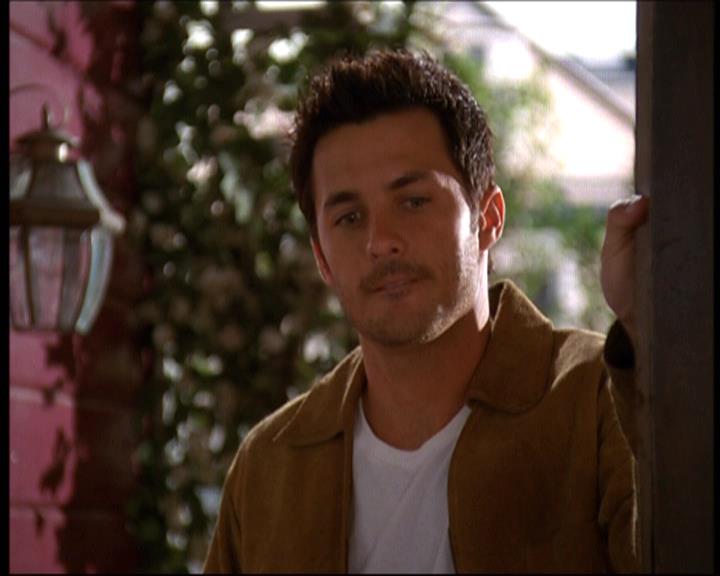 Charmed-Online-dot-net_607SoulSurvivor1348.jpg Charmed-Online-dot-net_607SoulSurvivor1348.jpg