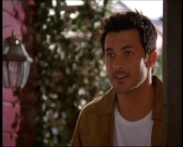 Charmed-Online-dot-net_607SoulSurvivor1368.jpg Charmed-Online-dot-net_607SoulSurvivor1368.jpg