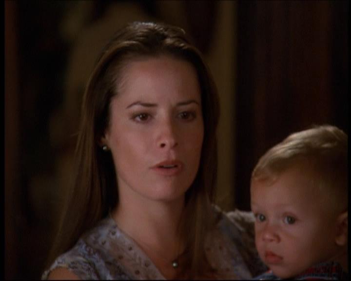 Charmed-Online-dot-net_607SoulSurvivor1382.jpg Charmed-Online-dot-net_607SoulSurvivor1382.jpg