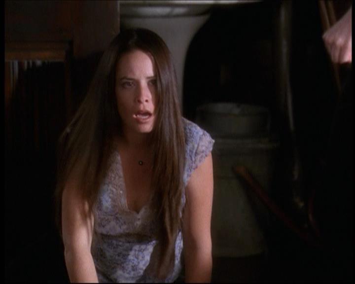 Charmed-Online-dot-net_607SoulSurvivor1428.jpg Charmed-Online-dot-net_607SoulSurvivor1428.jpg