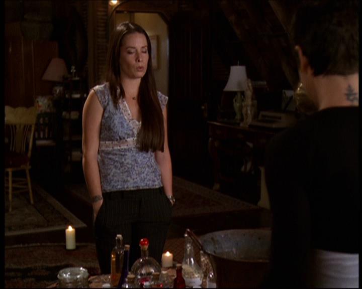 Charmed-Online-dot-net_607SoulSurvivor1747.jpg Charmed-Online-dot-net_607SoulSurvivor1747.jpg