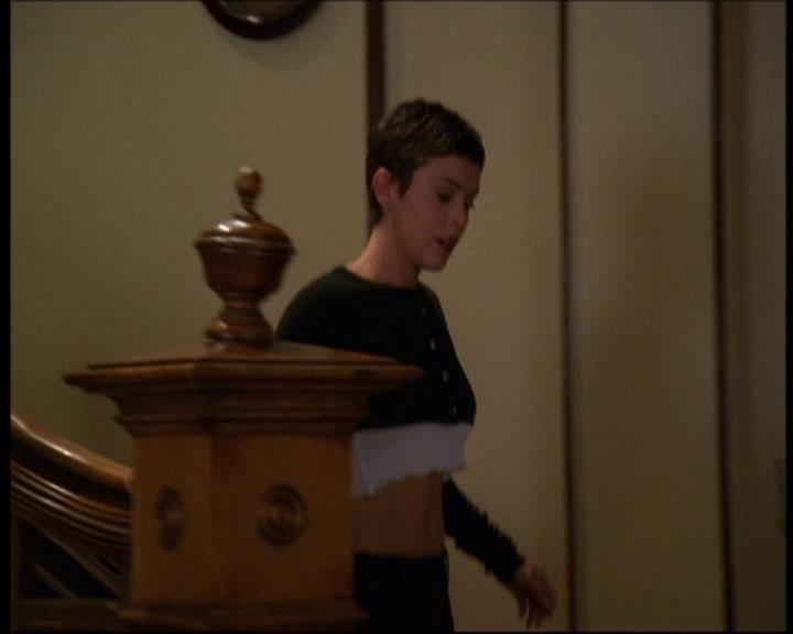 Charmed-Online-dot-net_607SoulSurvivor1912.jpg Charmed-Online-dot-net_607SoulSurvivor1912.jpg