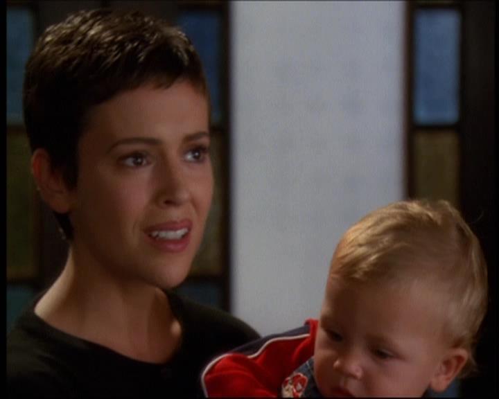 Charmed-Online-dot-net_607SoulSurvivor1963.jpg Charmed-Online-dot-net_607SoulSurvivor1963.jpg