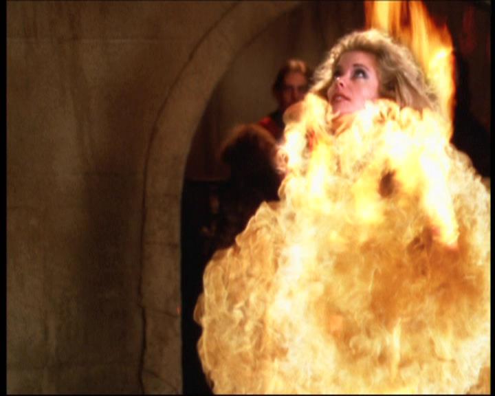 Charmed-Online-dot-net_607SoulSurvivor2039.jpg Charmed-Online-dot-net_607SoulSurvivor2039.jpg