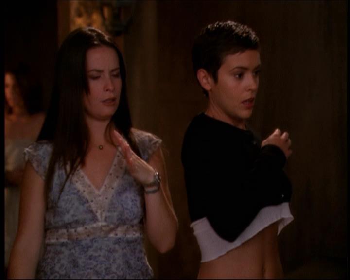 Charmed-Online-dot-net_607SoulSurvivor2042.jpg Charmed-Online-dot-net_607SoulSurvivor2042.jpg