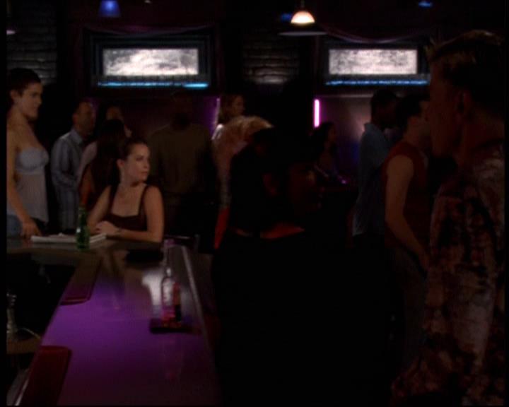 Charmed-Online-dot-net_607SoulSurvivor2125.jpg Charmed-Online-dot-net_607SoulSurvivor2125.jpg