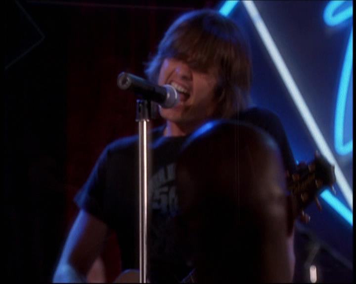 Charmed-Online-dot-net_607SoulSurvivor2164.jpg Charmed-Online-dot-net_607SoulSurvivor2164.jpg