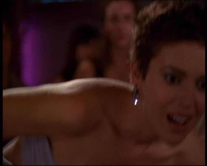 Charmed-Online-dot-net_607SoulSurvivor2174.jpg Charmed-Online-dot-net_607SoulSurvivor2174.jpg