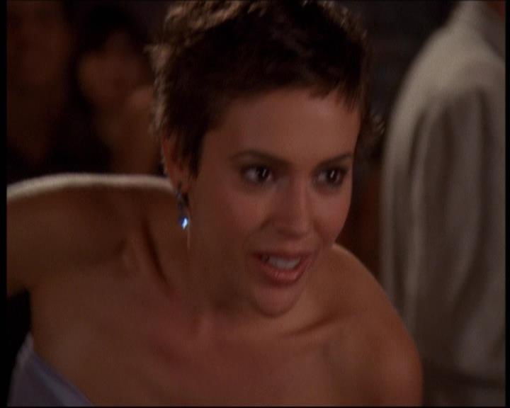 Charmed-Online-dot-net_607SoulSurvivor2175.jpg Charmed-Online-dot-net_607SoulSurvivor2175.jpg