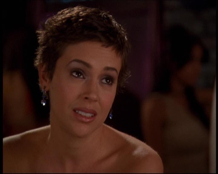 Charmed-Online-dot-net_607SoulSurvivor2187.jpg Charmed-Online-dot-net_607SoulSurvivor2187.jpg