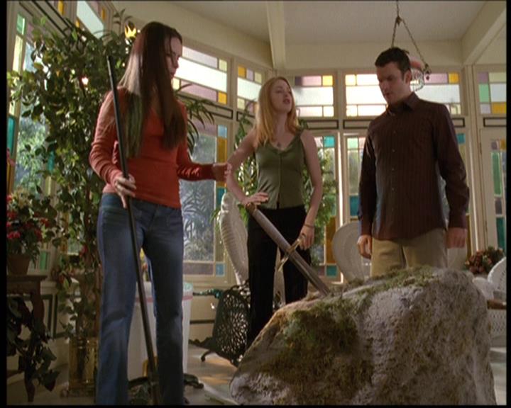 Charmed-Online-dot-net_608SwordAndTheCity0403.jpg Charmed-Online-dot-net_608SwordAndTheCity0403.jpg