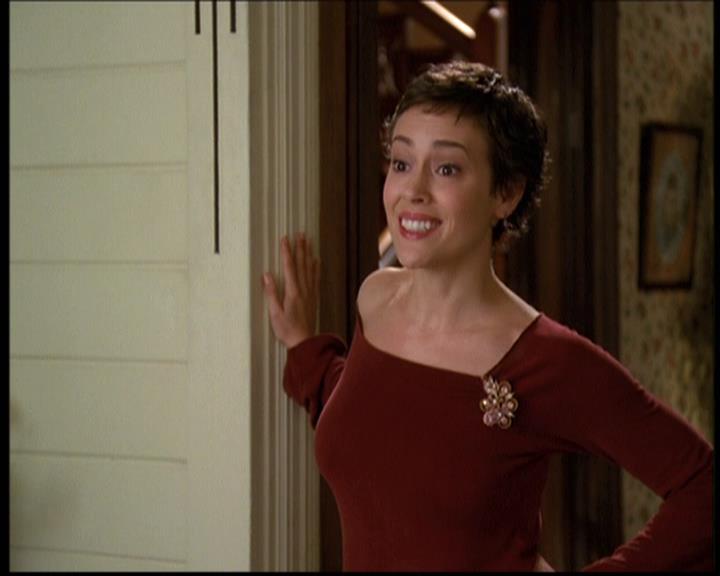 Charmed-Online-dot-net_608SwordAndTheCity0470.jpg Charmed-Online-dot-net_608SwordAndTheCity0470.jpg