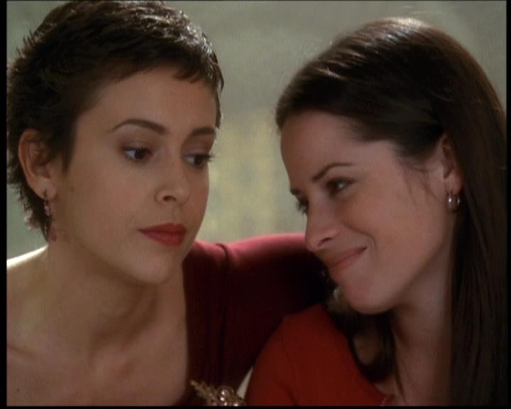 Charmed-Online-dot-net_608SwordAndTheCity0551.jpg