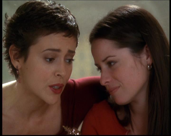 Charmed-Online-dot-net_608SwordAndTheCity0552.jpg