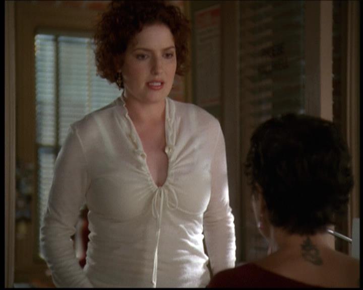 Charmed-Online-dot-net_608SwordAndTheCity0665.jpg Charmed-Online-dot-net_608SwordAndTheCity0665.jpg