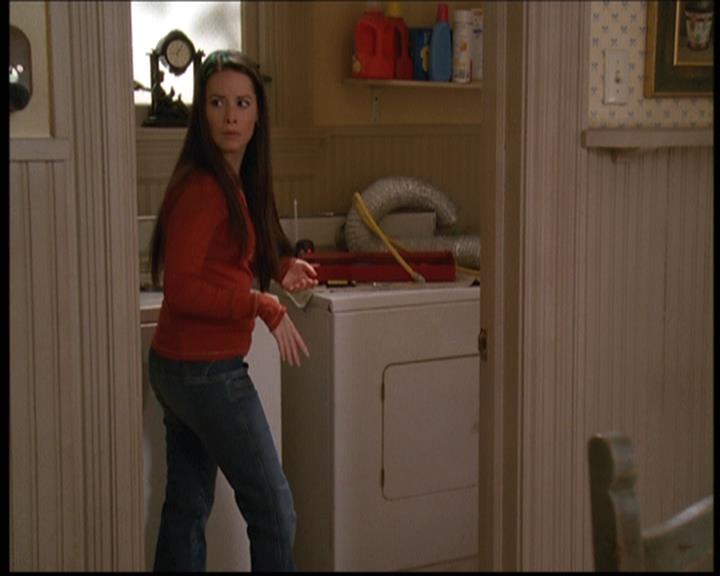 Charmed-Online-dot-net_608SwordAndTheCity0763.jpg Charmed-Online-dot-net_608SwordAndTheCity0763.jpg