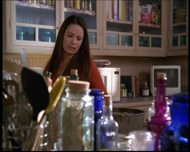 Charmed-Online-dot-net_608SwordAndTheCity0772.jpg Charmed-Online-dot-net_608SwordAndTheCity0772.jpg