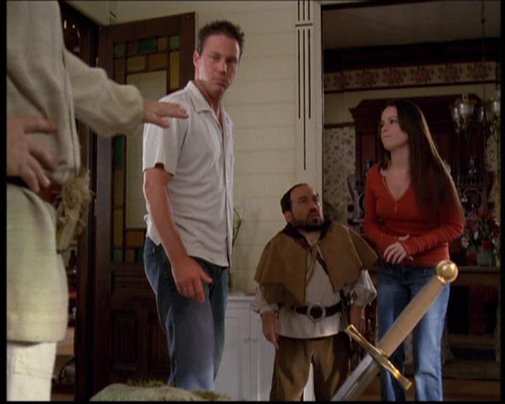 Charmed-Online-dot-net_608SwordAndTheCity0856.jpg