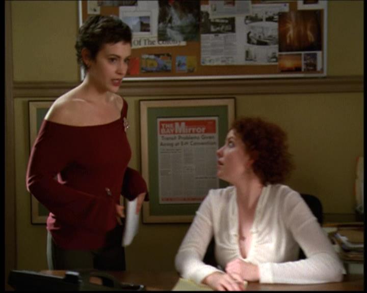 Charmed-Online-dot-net_608SwordAndTheCity0867.jpg Charmed-Online-dot-net_608SwordAndTheCity0867.jpg