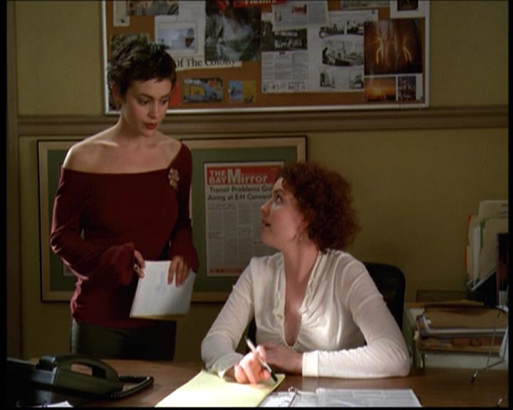 Charmed-Online-dot-net_608SwordAndTheCity0872.jpg Charmed-Online-dot-net_608SwordAndTheCity0872.jpg