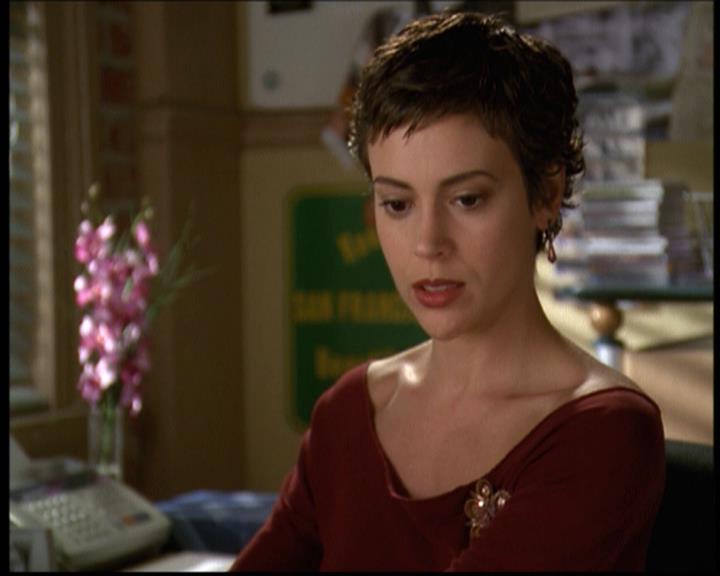 Charmed-Online-dot-net_608SwordAndTheCity0930.jpg