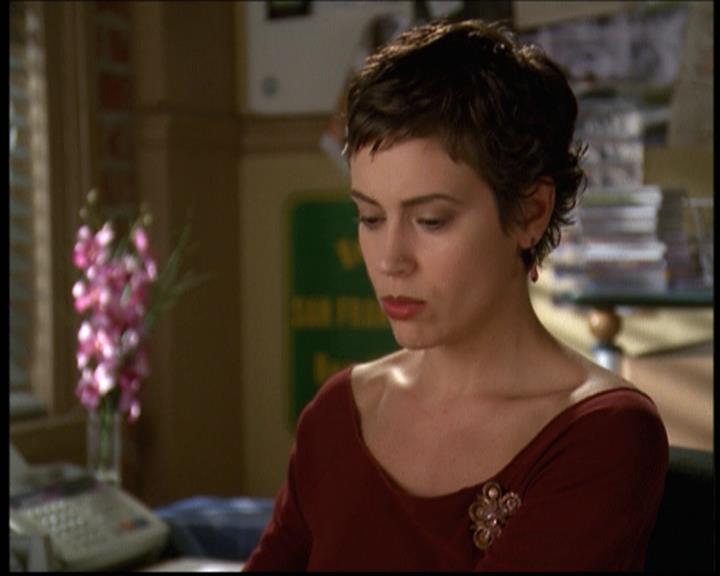 Charmed-Online-dot-net_608SwordAndTheCity0939.jpg