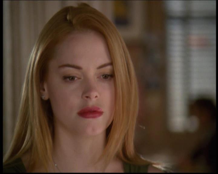 Charmed-Online-dot-net_608SwordAndTheCity0950.jpg Charmed-Online-dot-net_608SwordAndTheCity0950.jpg