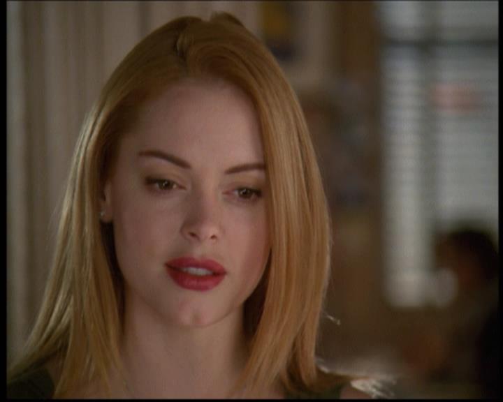 Charmed-Online-dot-net_608SwordAndTheCity0952.jpg Charmed-Online-dot-net_608SwordAndTheCity0952.jpg