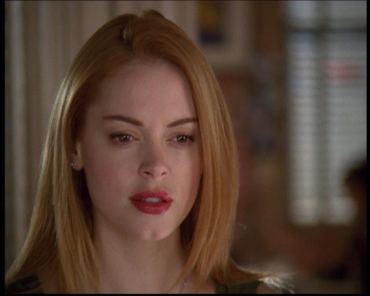 Charmed-Online-dot-net_608SwordAndTheCity0974.jpg Charmed-Online-dot-net_608SwordAndTheCity0974.jpg