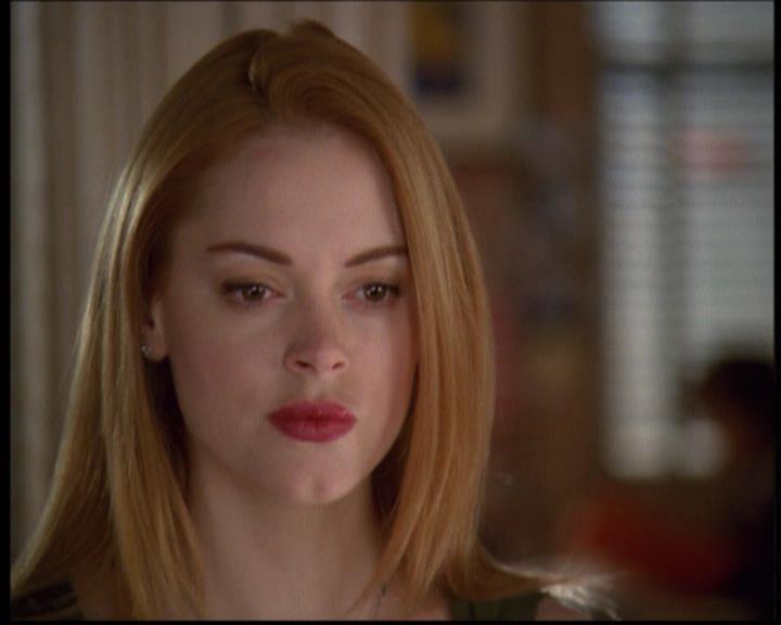 Charmed-Online-dot-net_608SwordAndTheCity0978.jpg Charmed-Online-dot-net_608SwordAndTheCity0978.jpg