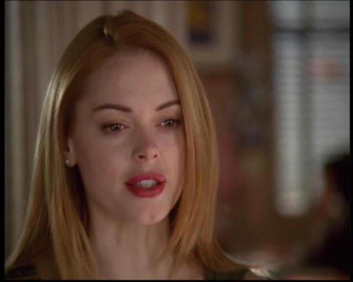 Charmed-Online-dot-net_608SwordAndTheCity0981.jpg