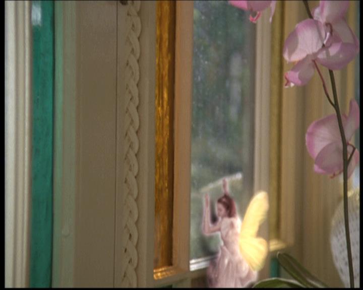 Charmed-Online-dot-net_608SwordAndTheCity1001.jpg Charmed-Online-dot-net_608SwordAndTheCity1001.jpg