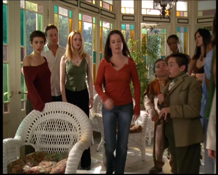 Charmed-Online-dot-net_608SwordAndTheCity1025.jpg Charmed-Online-dot-net_608SwordAndTheCity1025.jpg