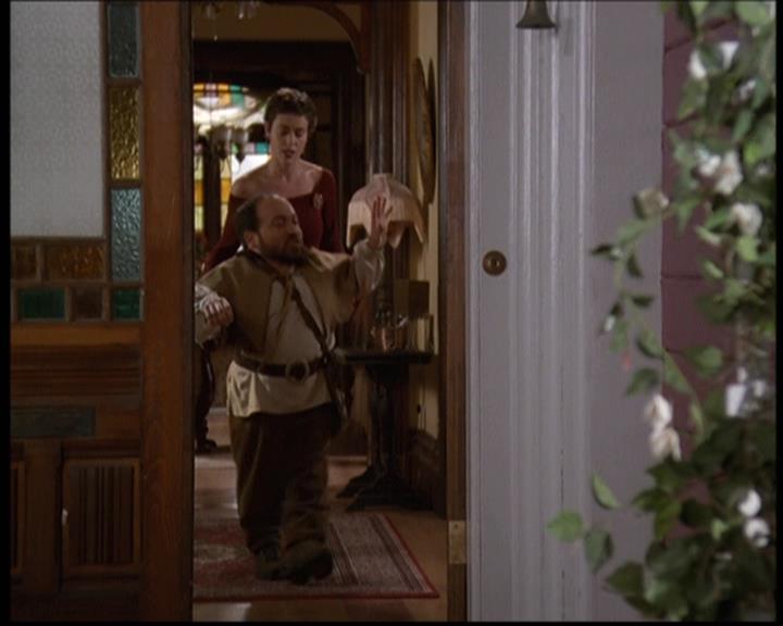Charmed-Online-dot-net_608SwordAndTheCity1081.jpg Charmed-Online-dot-net_608SwordAndTheCity1081.jpg