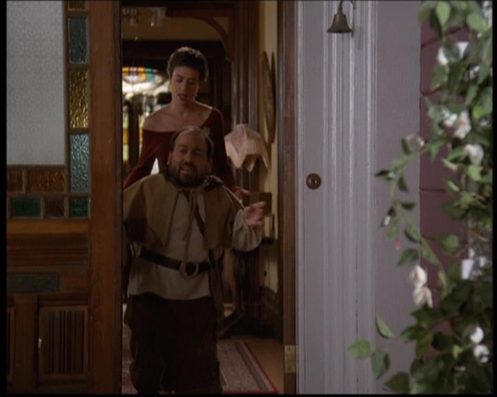 Charmed-Online-dot-net_608SwordAndTheCity1083.jpg Charmed-Online-dot-net_608SwordAndTheCity1083.jpg