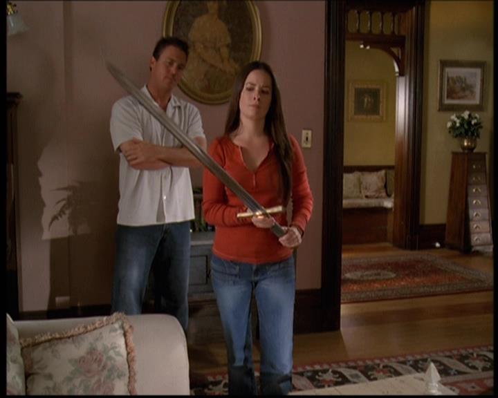 Charmed-Online-dot-net_608SwordAndTheCity1088.jpg Charmed-Online-dot-net_608SwordAndTheCity1088.jpg