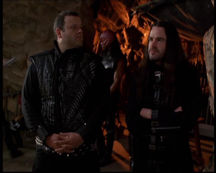 Charmed-Online-dot-net_608SwordAndTheCity1244.jpg Charmed-Online-dot-net_608SwordAndTheCity1244.jpg