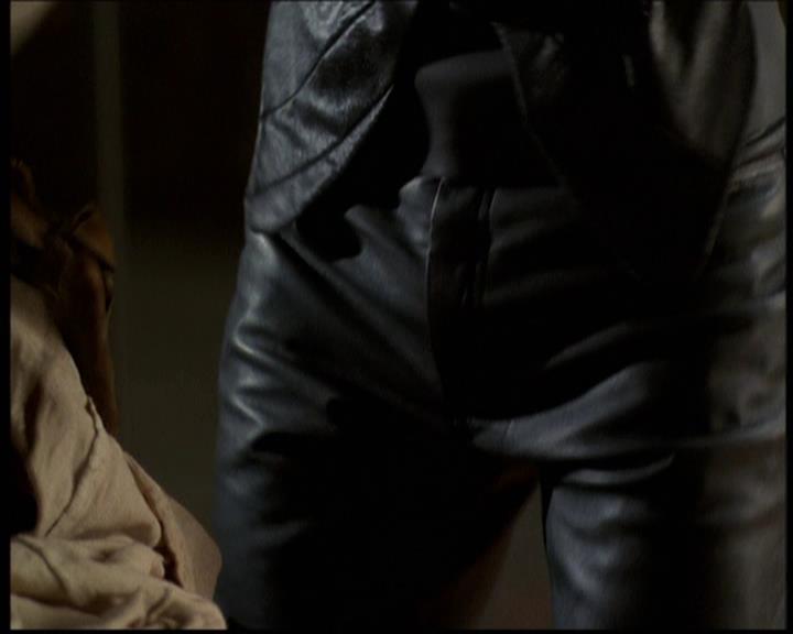 Charmed-Online-dot-net_608SwordAndTheCity1279.jpg Charmed-Online-dot-net_608SwordAndTheCity1279.jpg