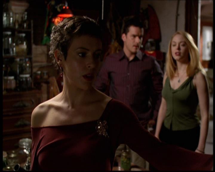 Charmed-Online-dot-net_608SwordAndTheCity1308.jpg Charmed-Online-dot-net_608SwordAndTheCity1308.jpg