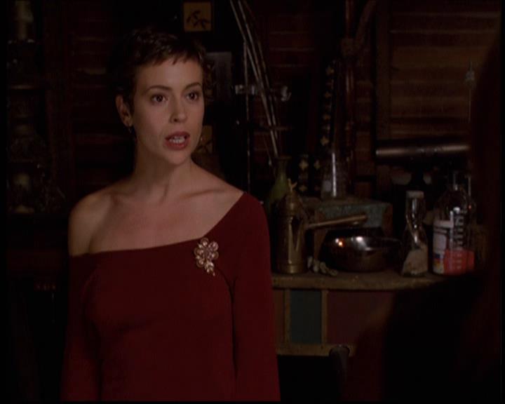 Charmed-Online-dot-net_608SwordAndTheCity1326.jpg Charmed-Online-dot-net_608SwordAndTheCity1326.jpg